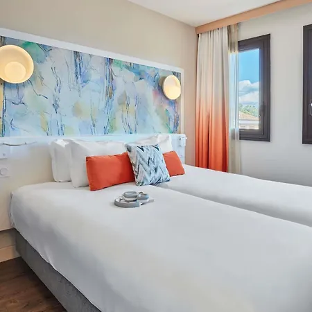 Apartahotel Adagio Centre 4*