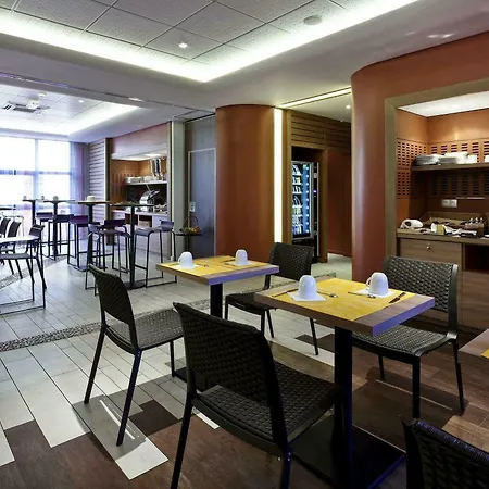普罗旺斯地区艾克斯中心阿德吉奥公寓式酒店 公寓式酒店 4*